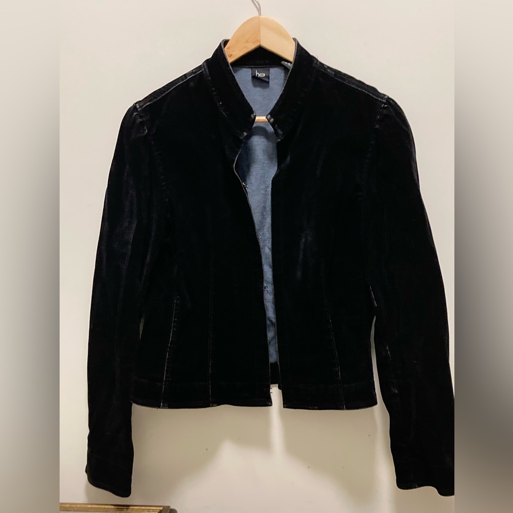 Cute velvet jacket.